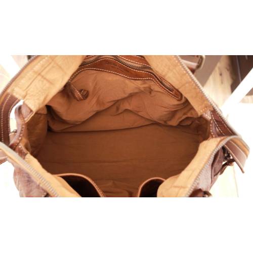 Acker Handtasche aus Vintage Leder in Cognac - Handgefertigte Ledertasche aus Italien: Details und Trageansichten
