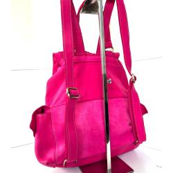 Ronald Rucksack aus gewaschenem Leder in Fuchsia mit geflochtenen Klappen